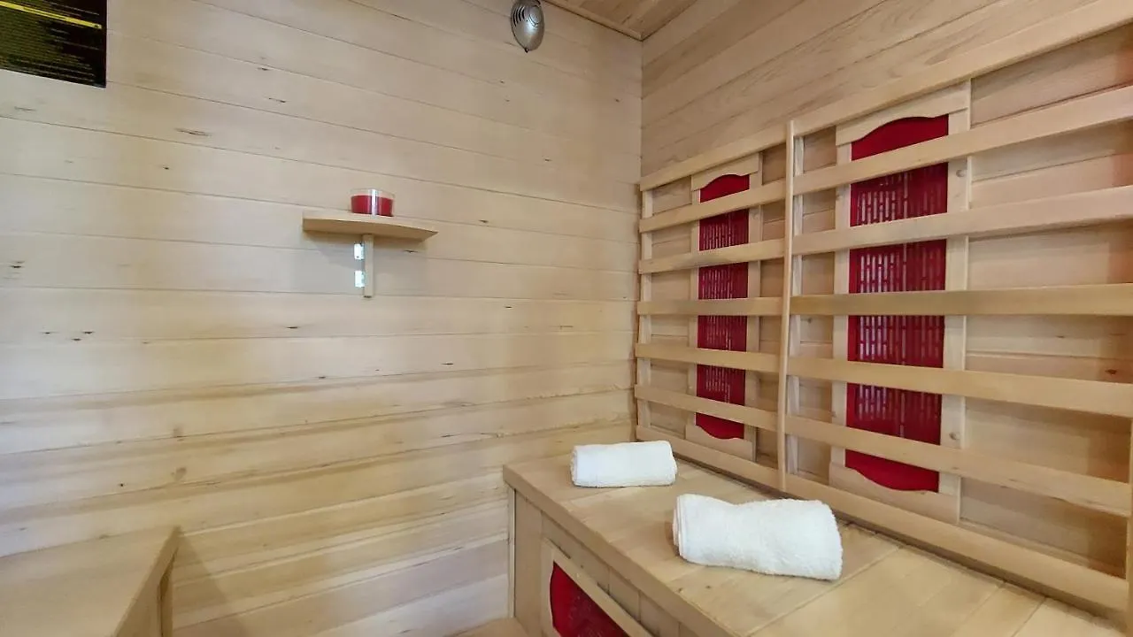 Villa Amoena With Pool And Sauna Brtonigla
