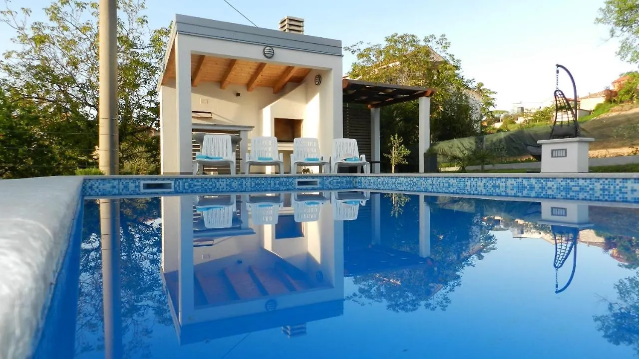 Villa Amoena With Pool And Sauna Brtonigla Kroatien