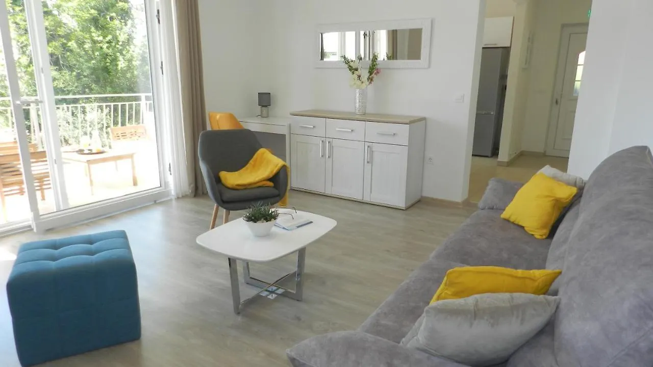 Villa Amoena With Pool And Sauna Brtonigla